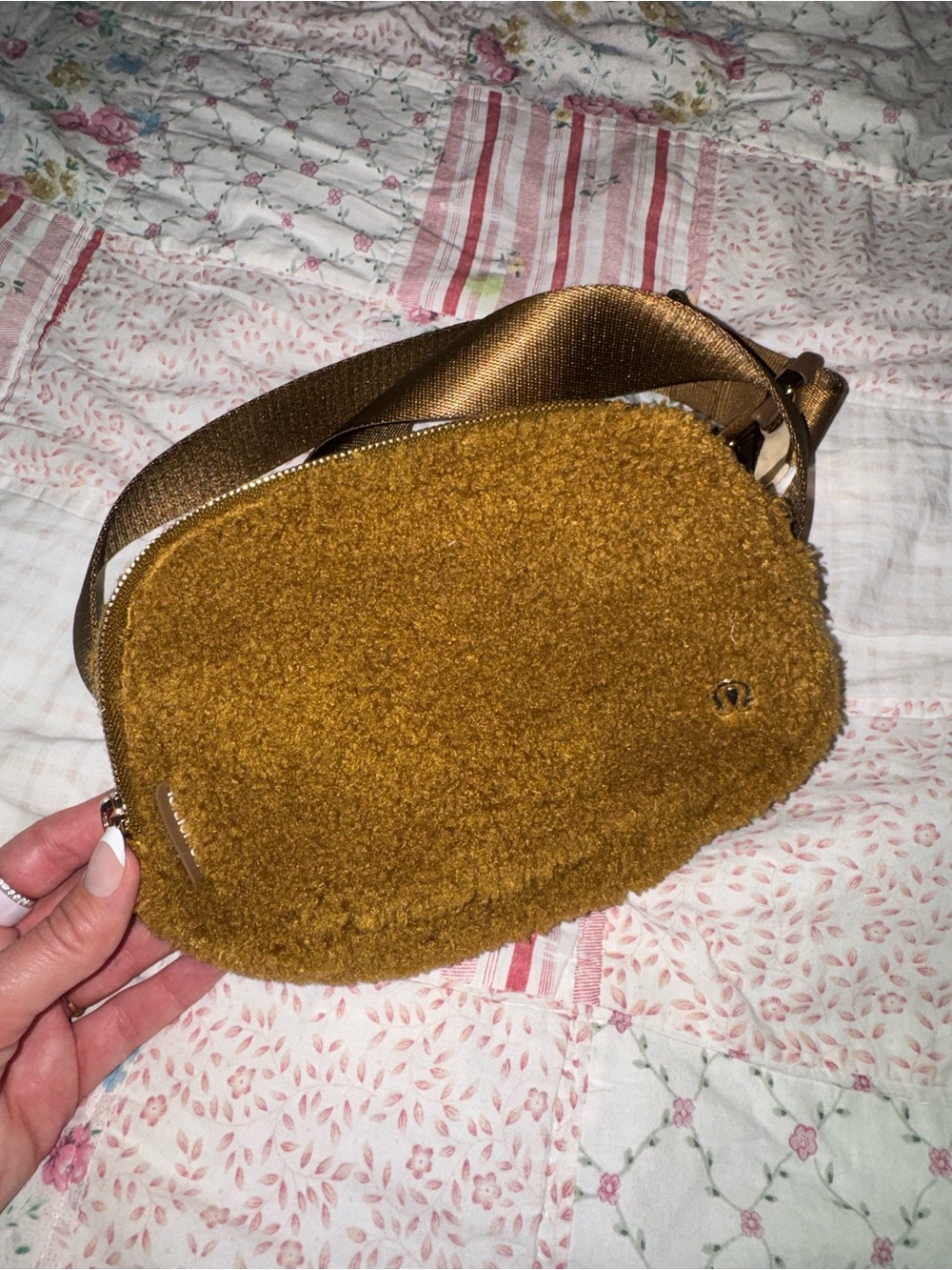 lululemon athletica Sherpa Crossbody Bag in Mustard Gold